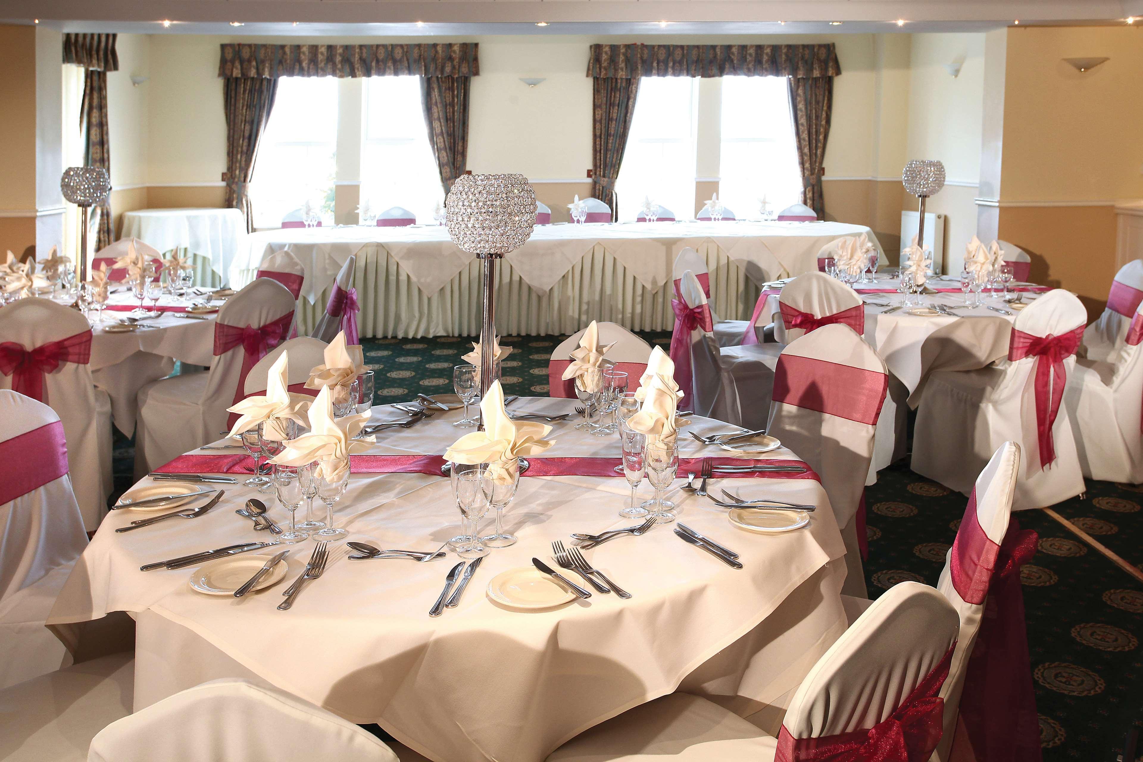 Crowne Plaza East Midlands Airport By Ihg Hotel Derby Buitenkant foto