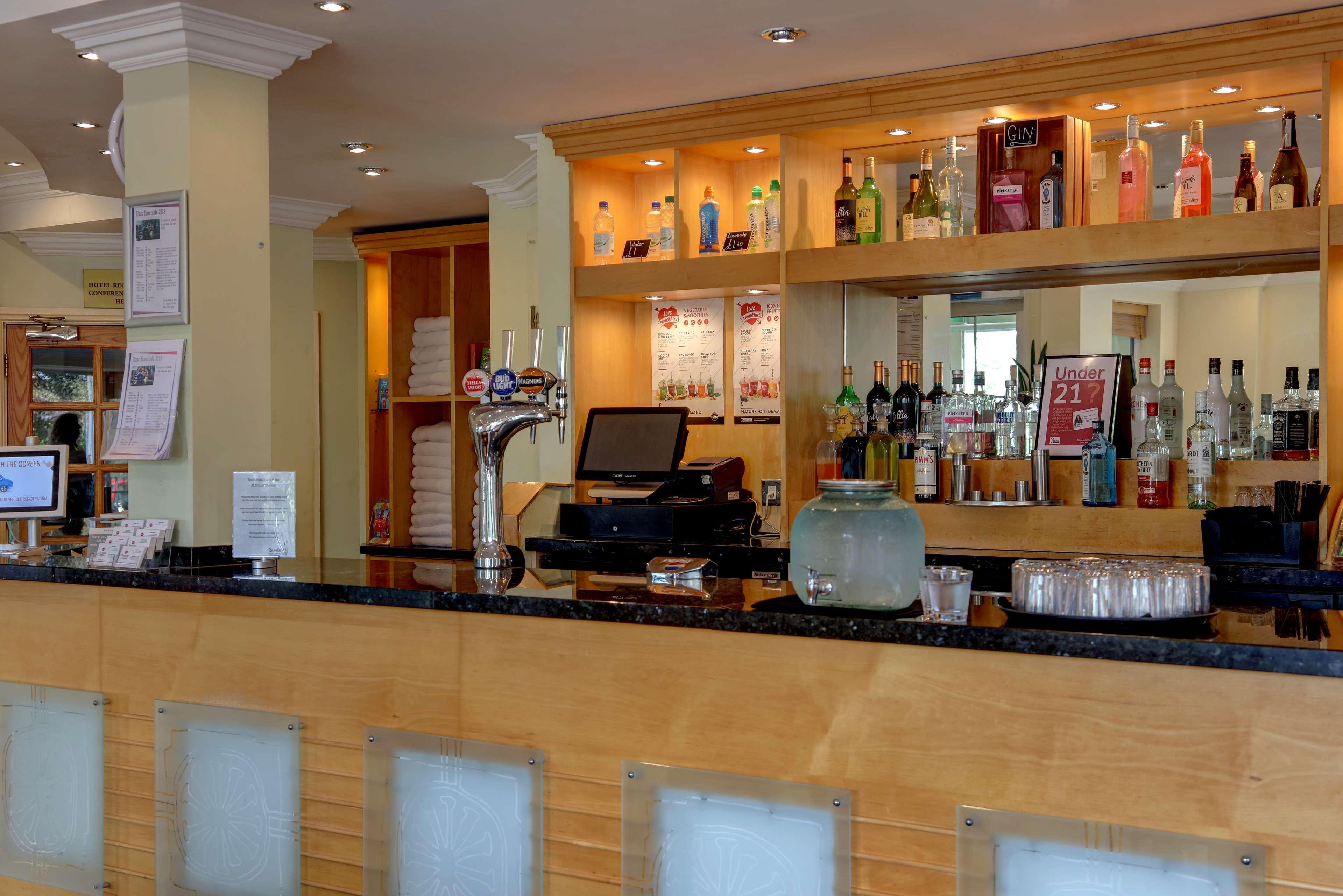Crowne Plaza East Midlands Airport By Ihg Hotel Derby Buitenkant foto