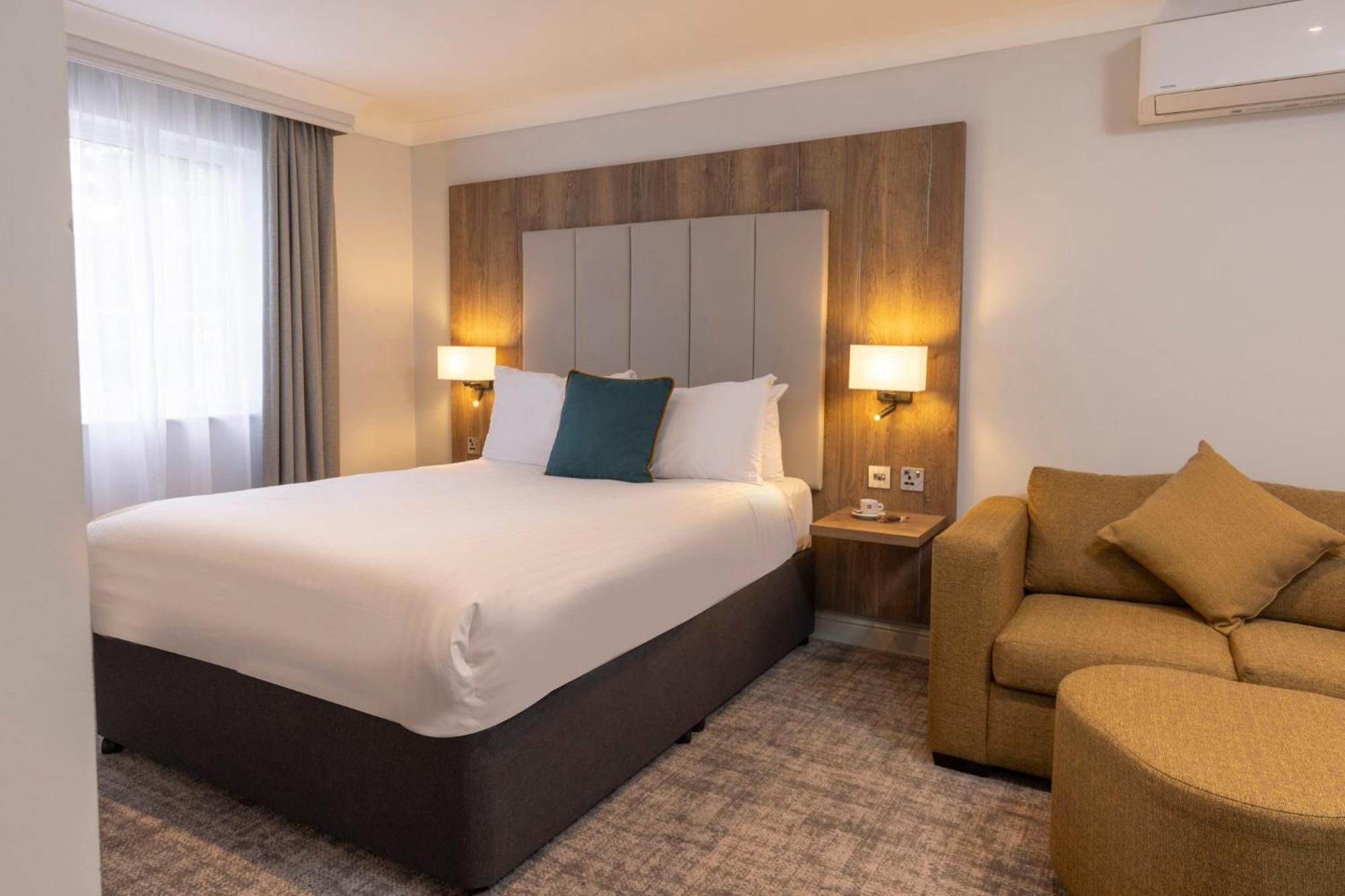 Crowne Plaza East Midlands Airport By Ihg Hotel Derby Buitenkant foto